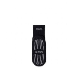 Zwarte SOXS Pilates sokken met antislip tijdens Pilates