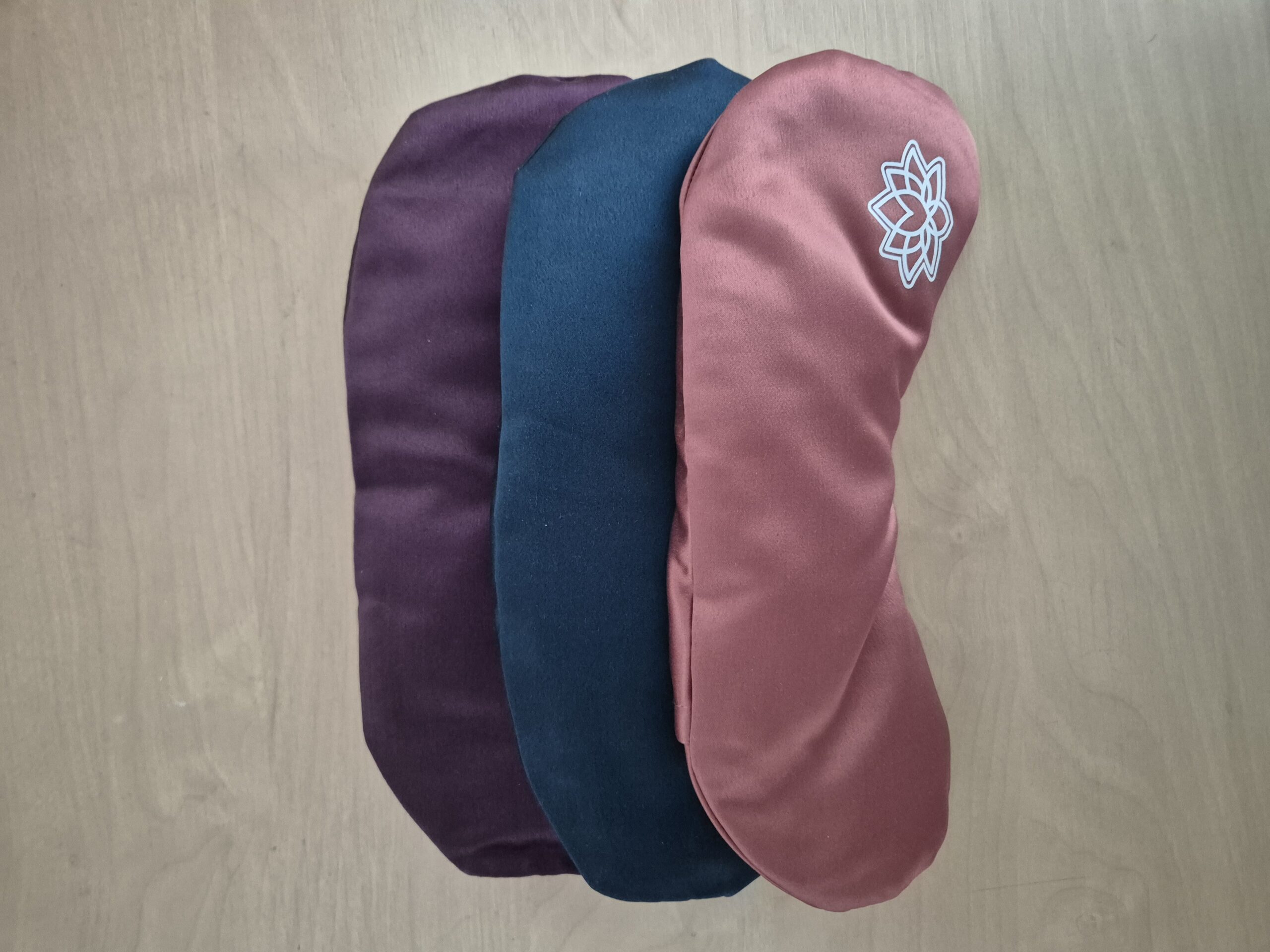 Yoga oogkussen oud roze Yoga oogkussen van mako-satijn met biologische lavendel in oud Roze