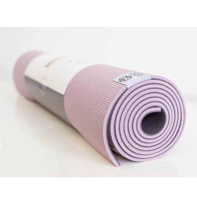 premium-yogamat-6mm-enchanting-pink (1) Love Generation Premium Yogamat in oud roze, opgerold